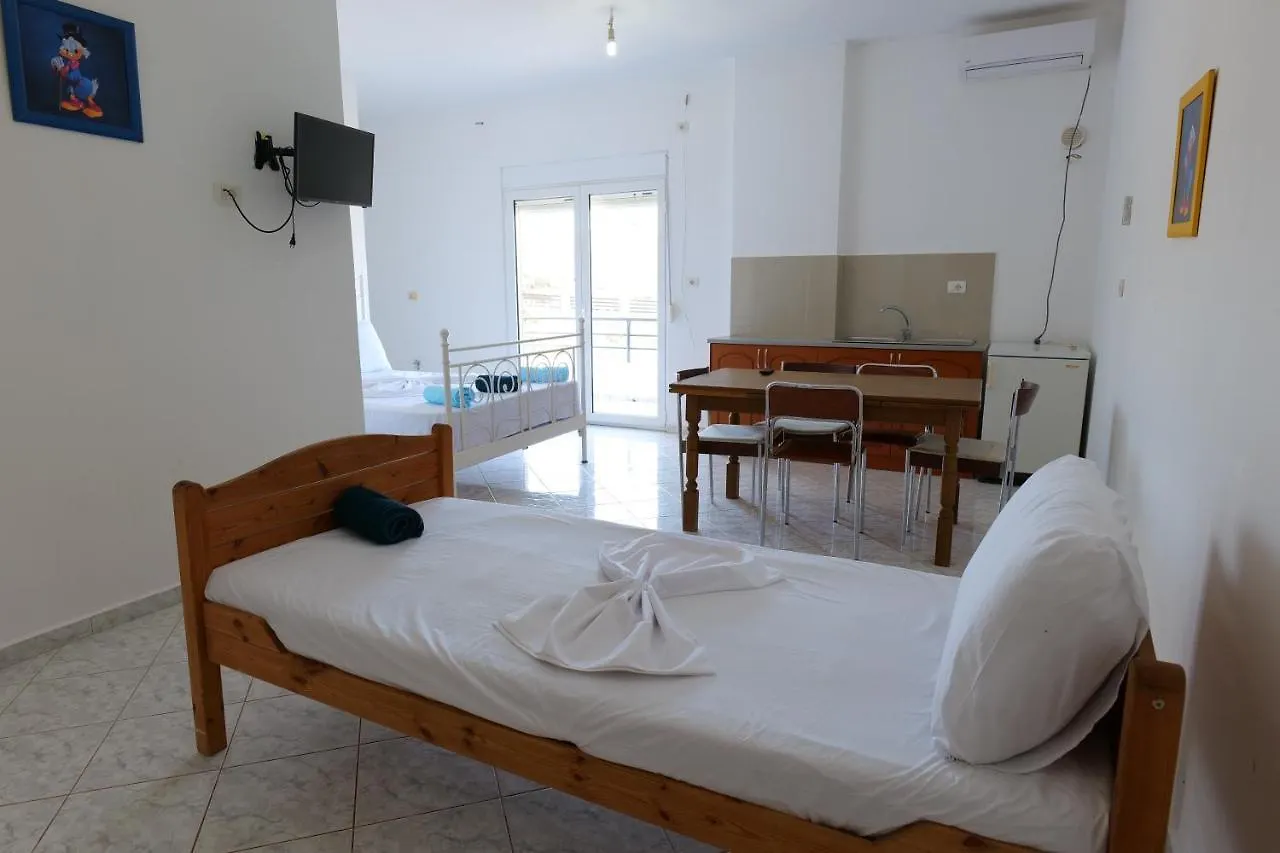 Hotel Ecuador Ksamil