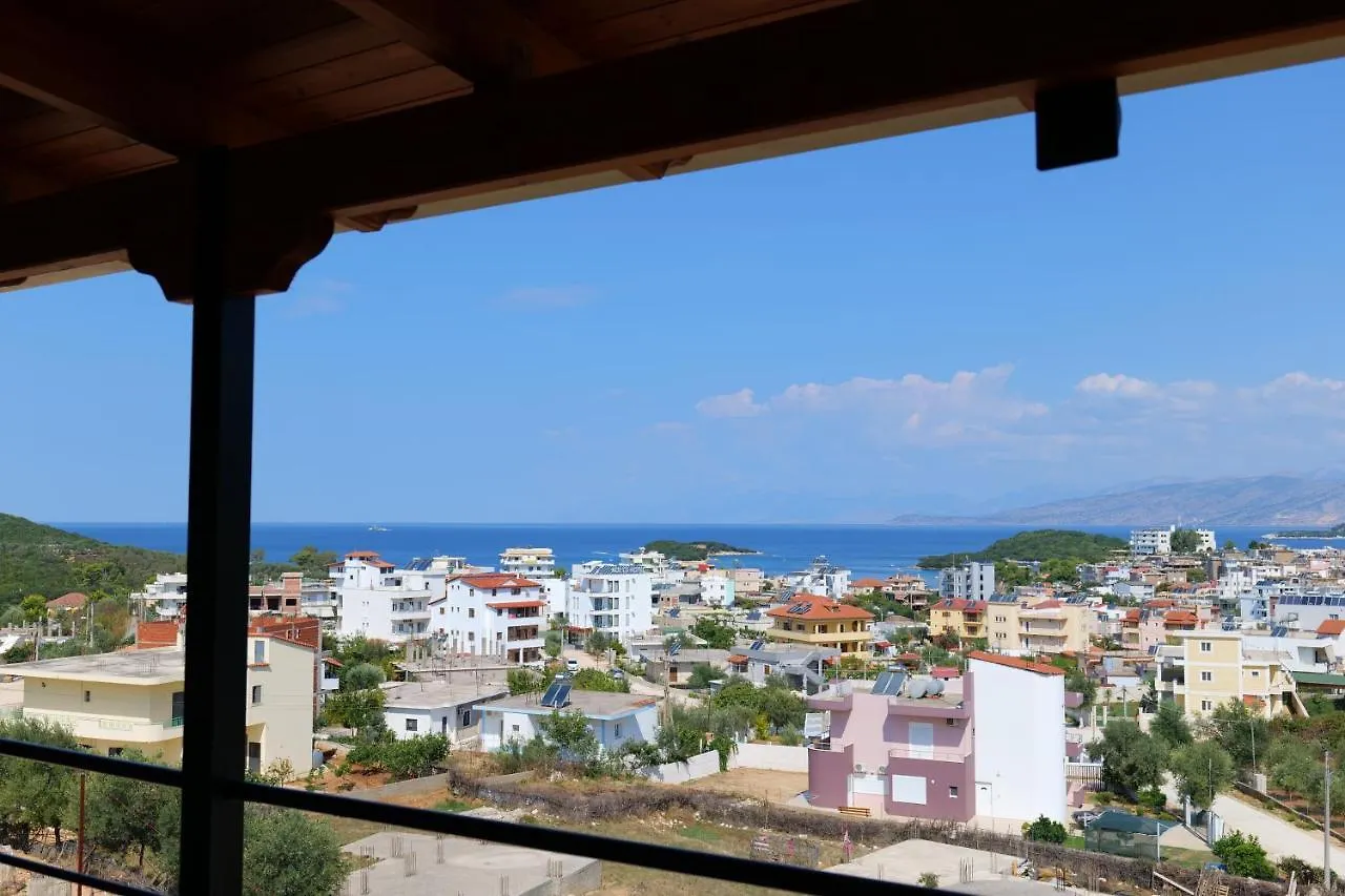 Hotel Ecuador Ksamil 3*,  Albania