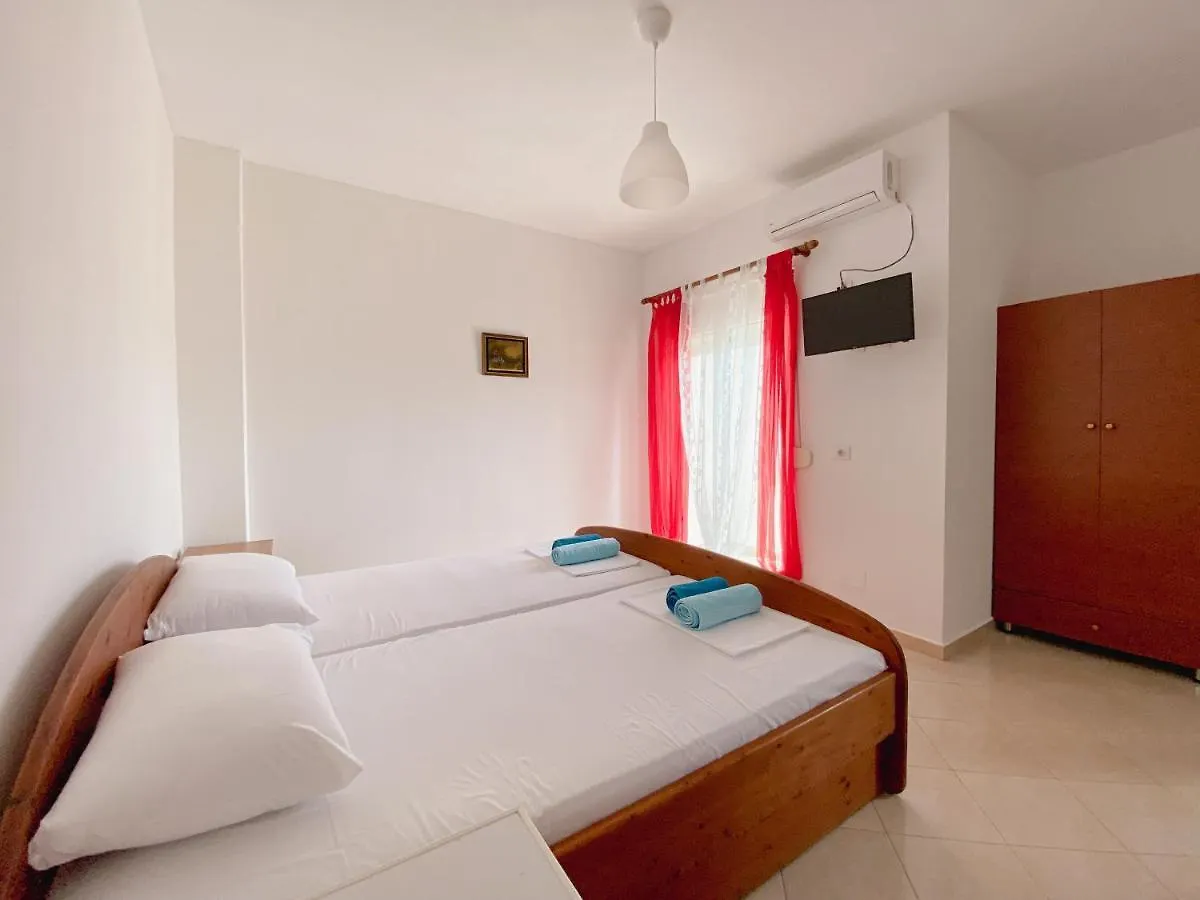 Hotel Ecuador Ksamil